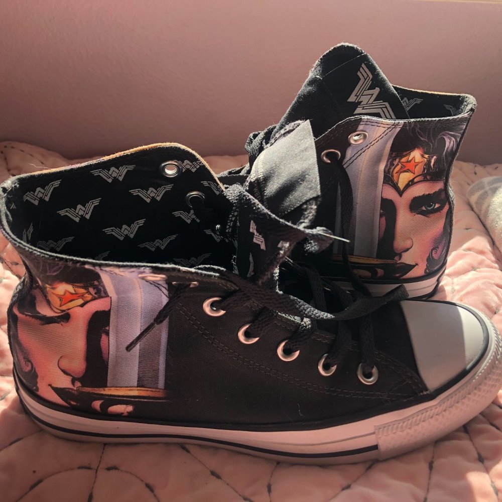 DC WONDERWOMAN LIMITED EDITION CONVERSE HIGH TOP